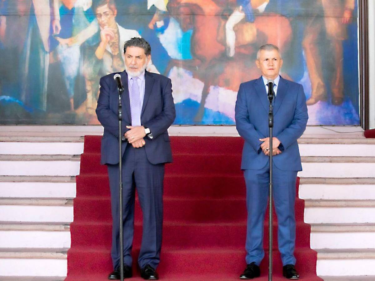 Casa Presidencial queda en calma absoluta luego del revés en las urnas