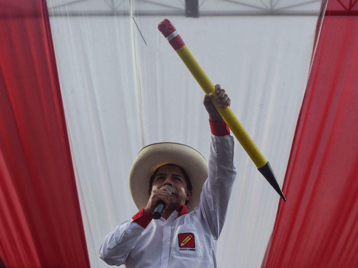Pedro Castillo, el maestro que fracasó en su intento de reformar Perú