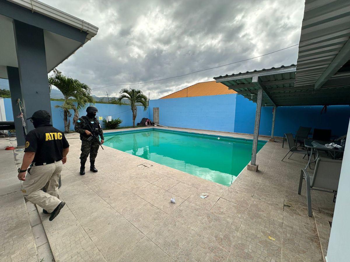 Aseguran 36 bienes a la fiscal Francia Medina; es suspendida de su cargo