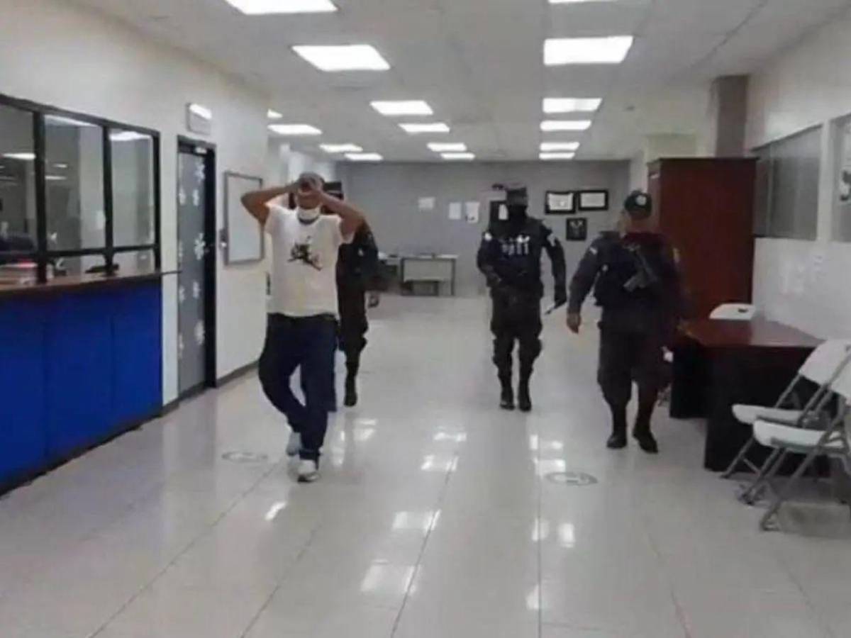 Violador serial: Taxista suma más de 120 años de cárcel; abusaba a pasajeras