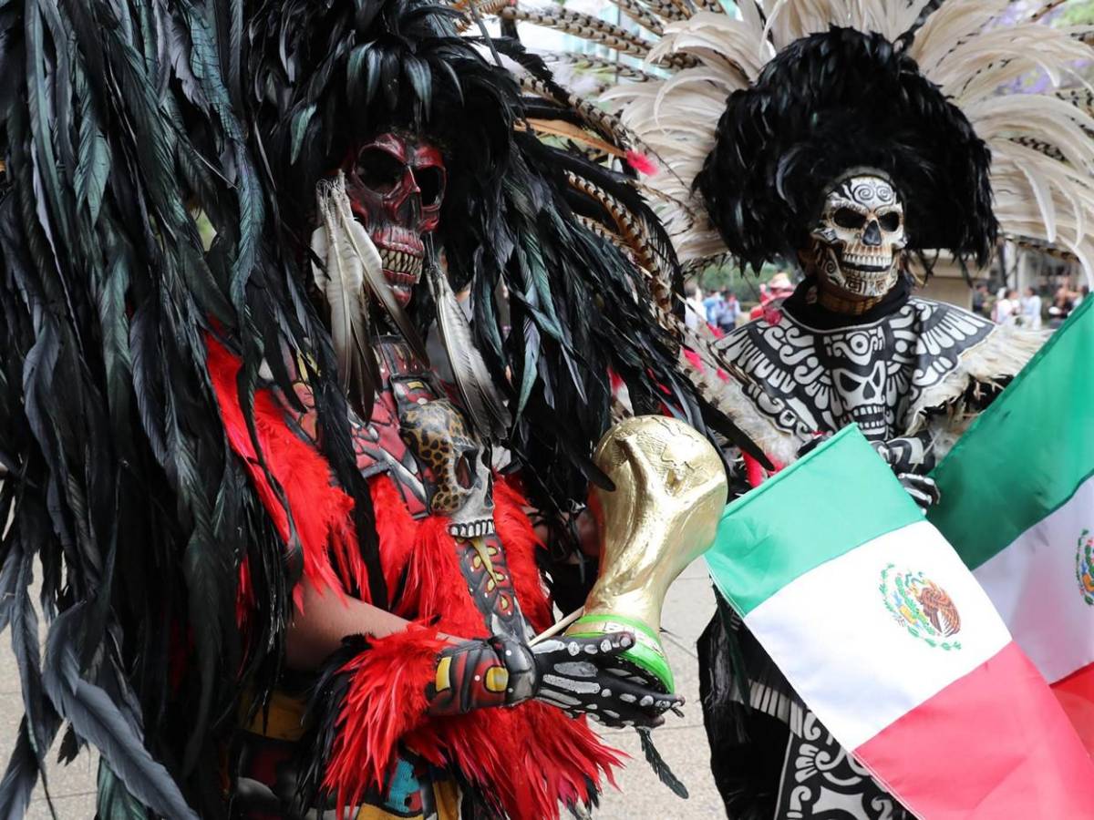 Desfile de Catrinas Mundialistas inunda Ciudad de México previo al Mundial 2026