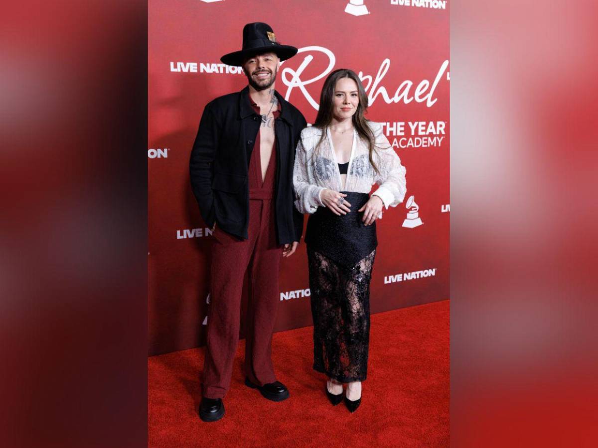 Los Latin Grammy, entre homenajes, ganadores y una alfombra roja deslucida