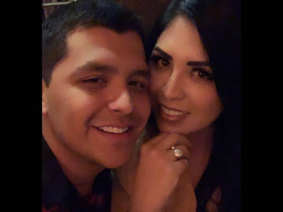 Christian Nodal se distancia de sus padres mientras vive su romance con Ángela Aguilar