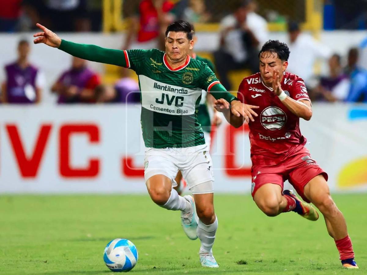 De rodillas frente a la Virgen: El ritual de Daniel Otero previo a la final Motagua vs Marathón