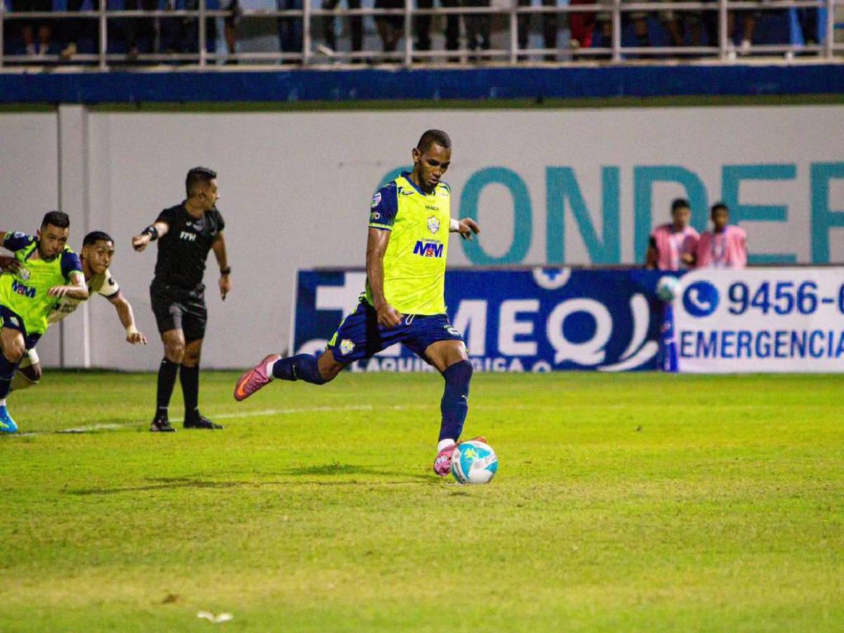 Jerry Bengtson involucrado en pelea con aficionado: Así se vivieron los momentos de tensión