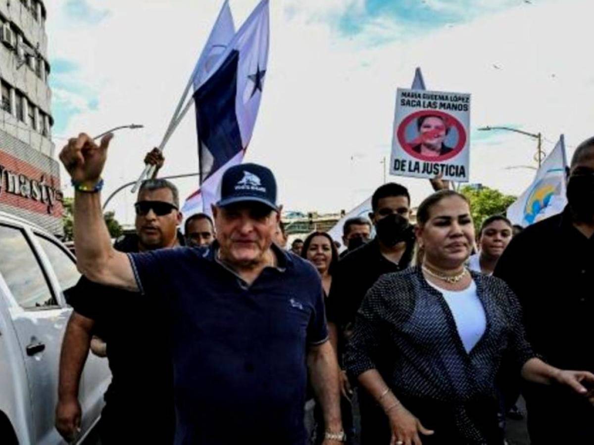 Justicia de Panamá analiza si enjuicia a dos expresidentes por coimas de Odebrecht