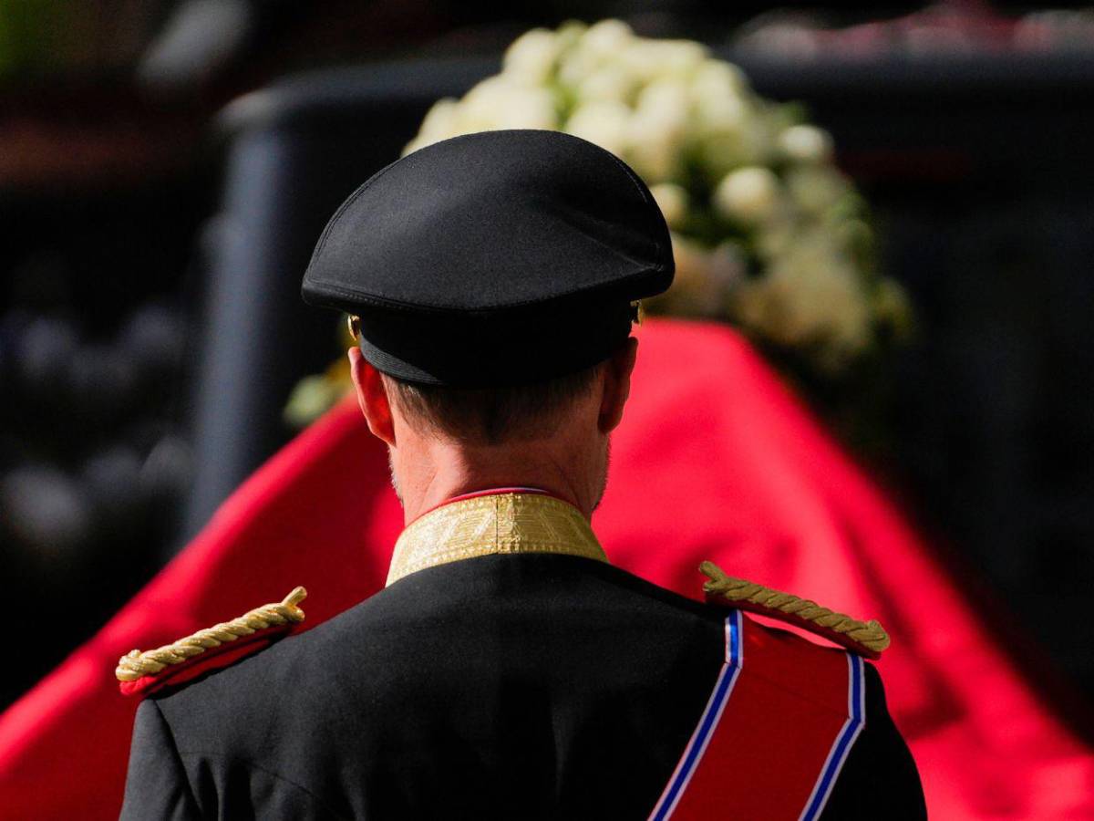 Noruega da último adiós al rey Harald V y bienvenida al nuevo monarca Haakon VIII
