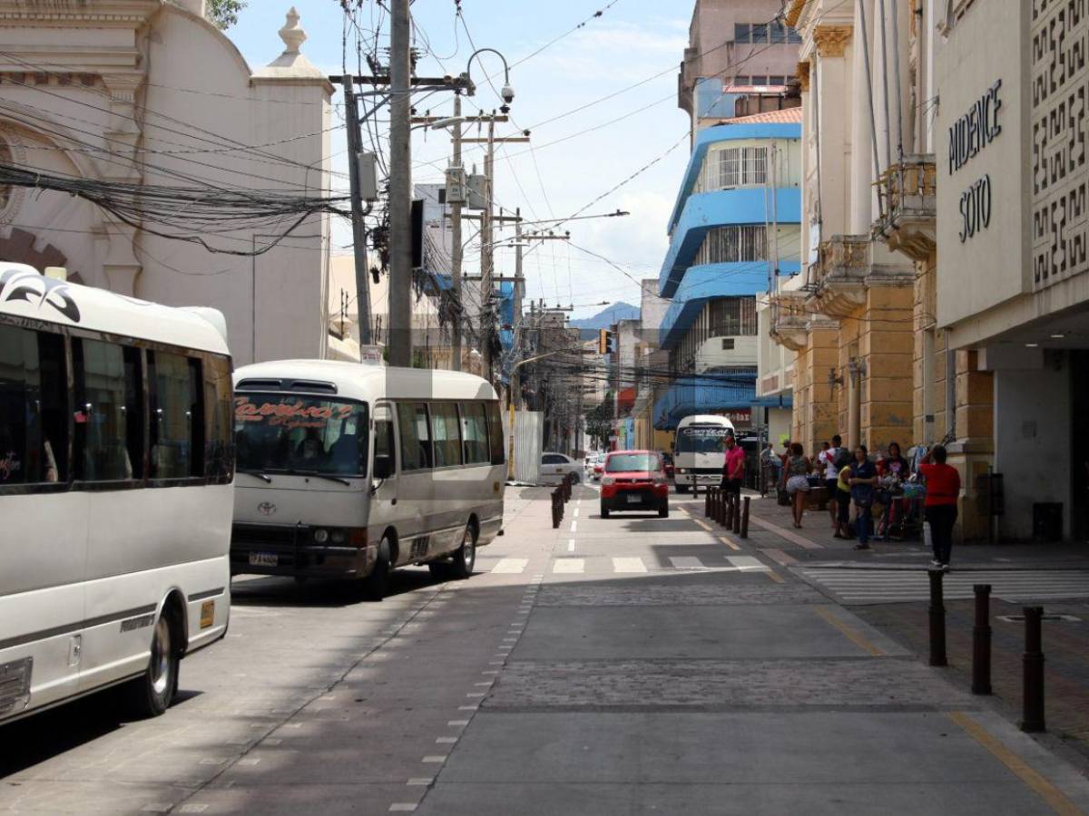 Sin tráfico y en total silencio: así lucen las calles de la capital esta Semana Morazánica