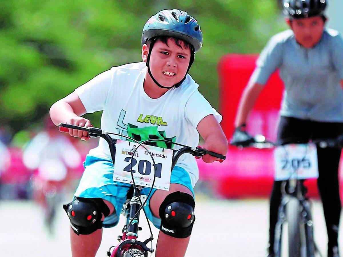 Lucas García, el niño que sufrió agenesia y que brilló en la Vuelta Ciclística Infantil