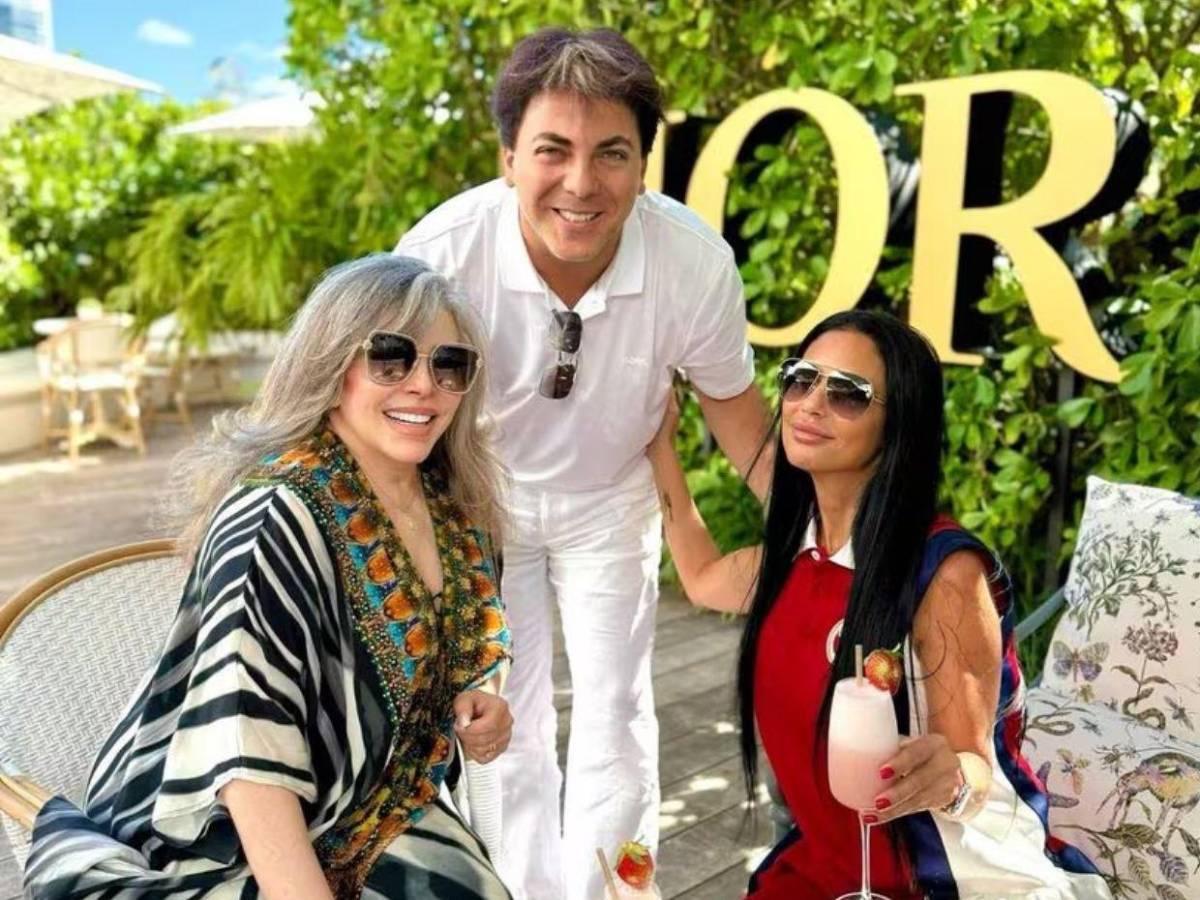 ¿Cristian Castro golpeó a su madre Verónica Castro? El artista se sincera