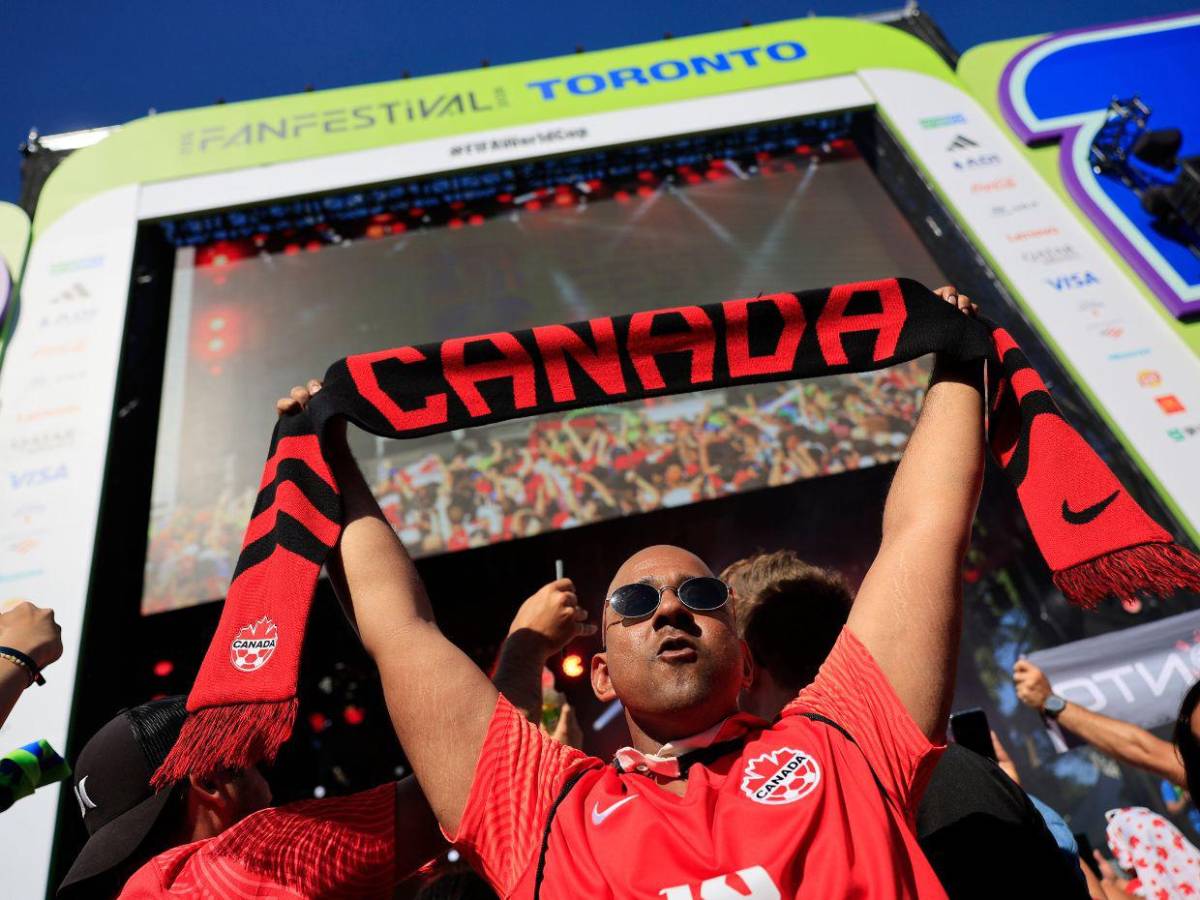 Locura en Toronto: aficionados de Canadá celebran histórico triunfo contra Sudáfrica