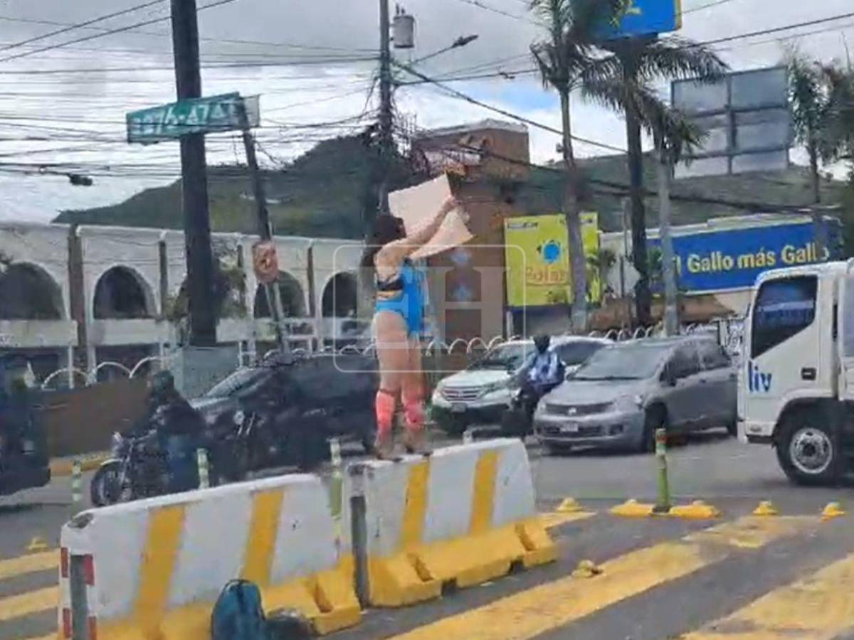 Honduras sin seguridad: Nueva protesta de doctora Floridalia Aguilar en salida al sur