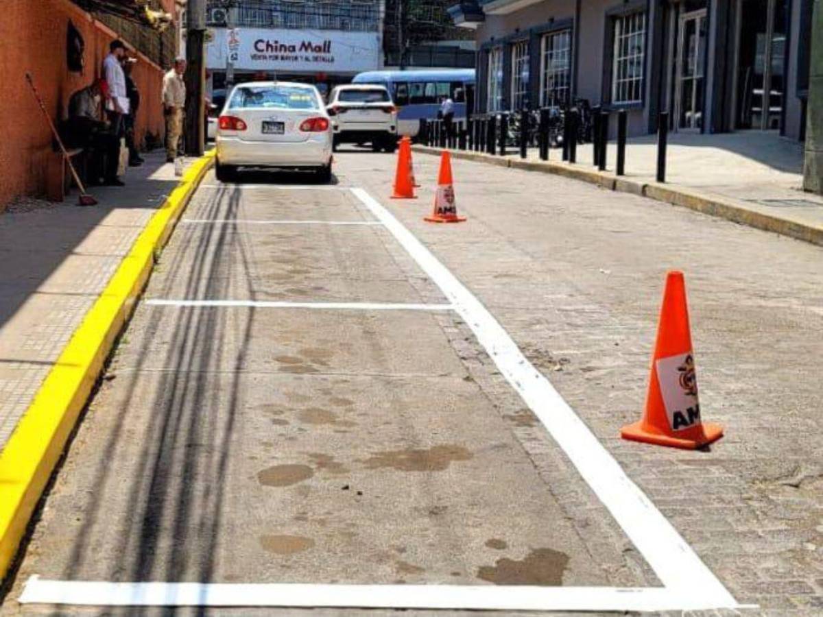 Capitalinos encontrarán cambios en puntos de taxis: estas son las zonas intervenidas