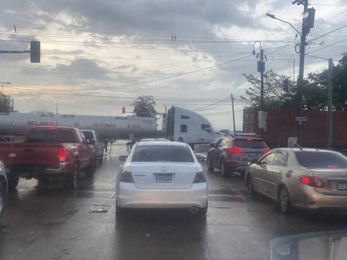 Una persona muerta, vehículos varados e inundaciones: caos tras las lluvias en SPS