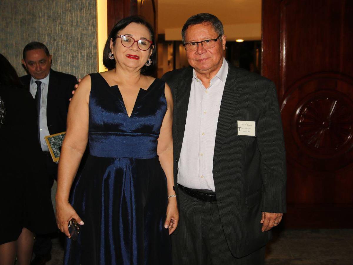 Generación 1983: Médicos internos celebra su 42º aniversario en Tegucigalpa Generación 1983: Médicos internos celebra su 42º aniversario en Tegucigalpa