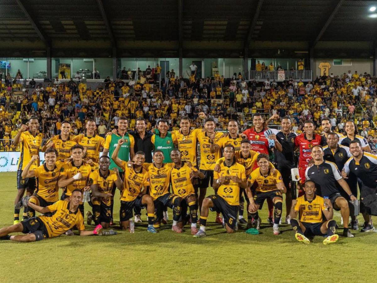 Su presidente es pedido en extradición por USA: Desaparece del fútbol profesional club de Costa Rica