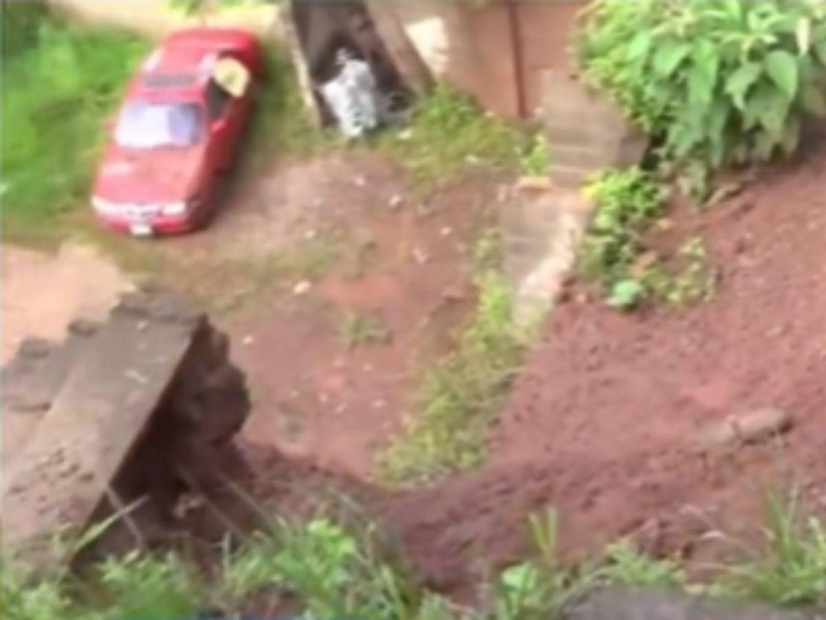 Lluvias dejan deslizamientos e inundaciones en varias colonias de Tegucigalpa