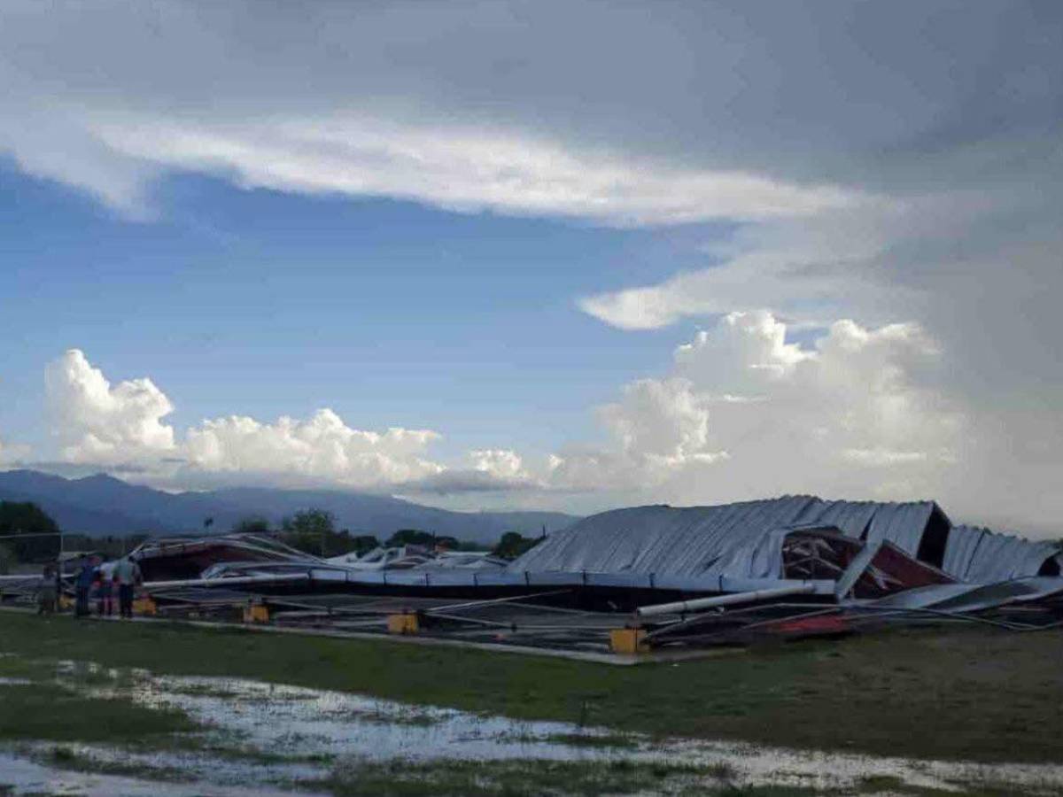 Exponen por qué se desplomó polideportivo que hizo Condepor: Total chabacanada lo que hicieron