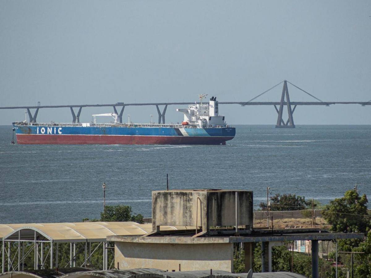 Oposición venezolana pide transparencia sobre histórico acuerdo petrolero con EE UU