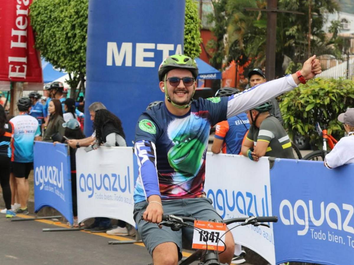 Coloridos, creativos y únicos: los maillots más vistosos de la Vuelta EL HERALDO 2025