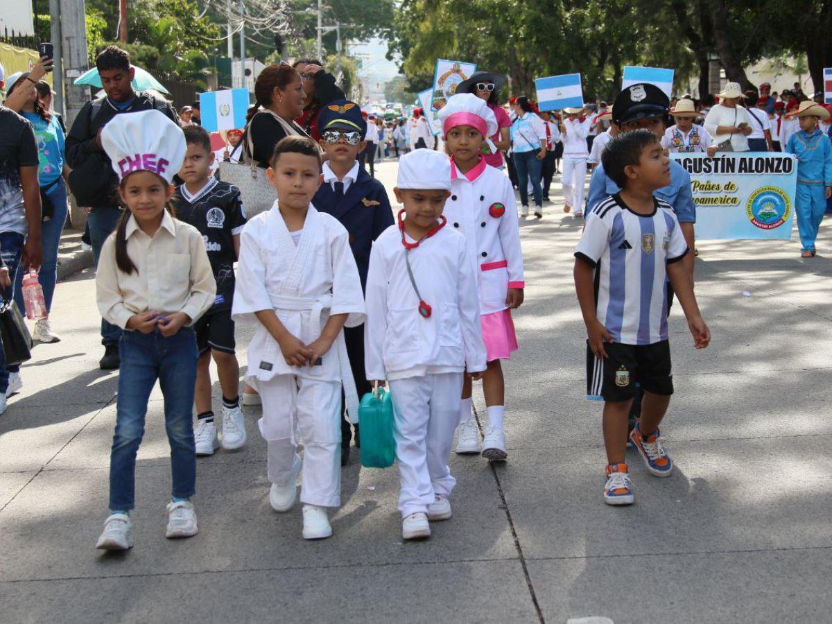 Pequeños con grandes sueños: un homenaje a las profesiones y oficios en los desfiles patrios