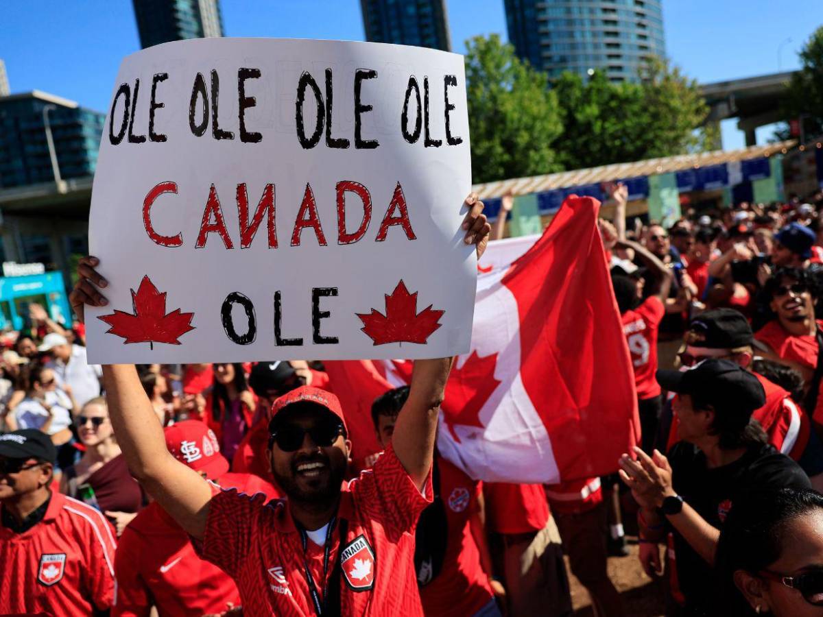 Locura en Toronto: aficionados de Canadá celebran histórico triunfo contra Sudáfrica
