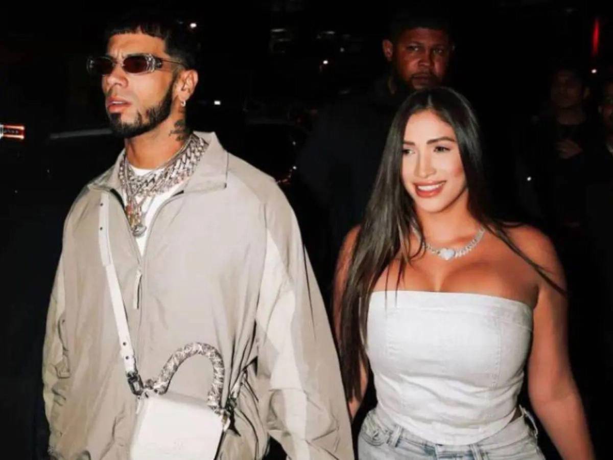 Anuel y su novia celebran por todo lo alto el primer año de su hija, Emma Luna
