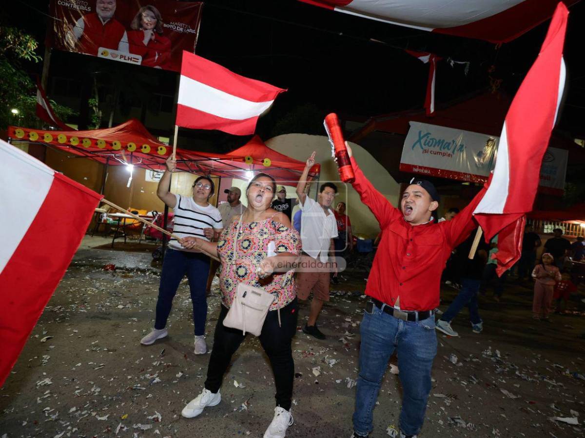 Liberales celebran en SPS primeros resultados del CNE que favorecen a Contreras