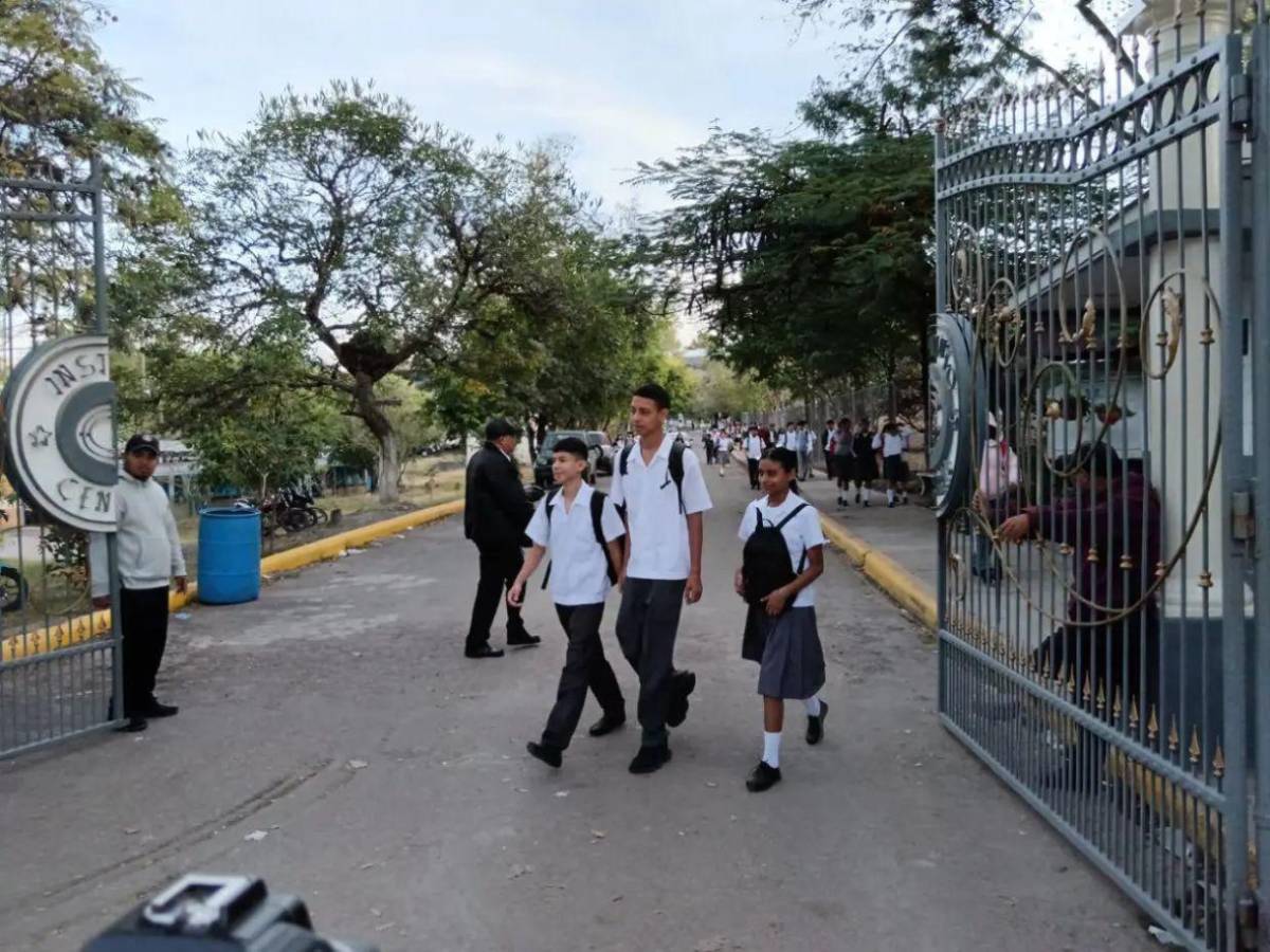 ¿Cuándo vuelven a clases los estudiantes tras el receso académico 2026?