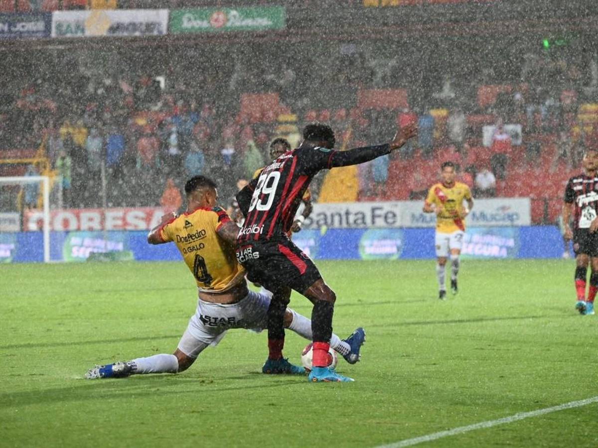 Alajuelense asegura clasificación y lidera Clausura de Costa Rica