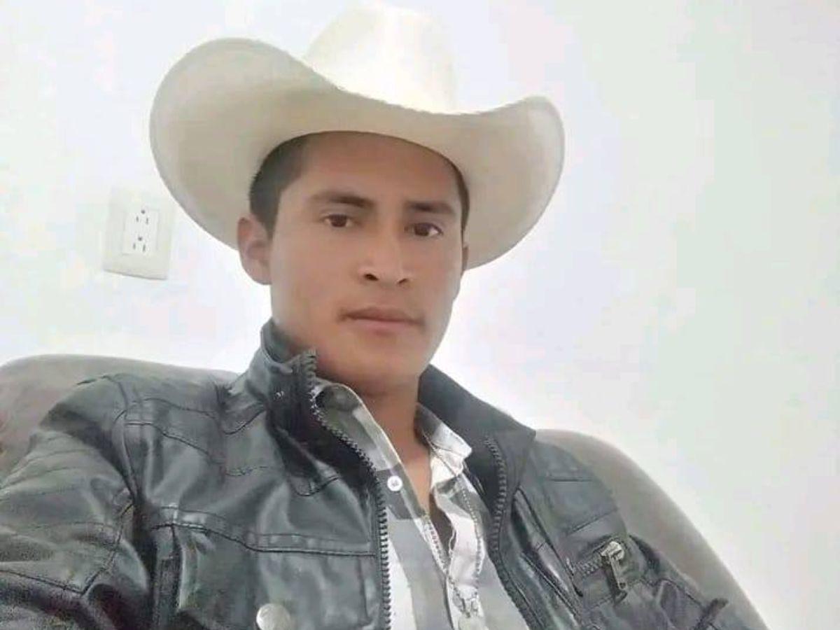 Un derrumbe lo soterró mientras trabajaba: Merlín Vásquez murió y dos primos lograron sobrevivir