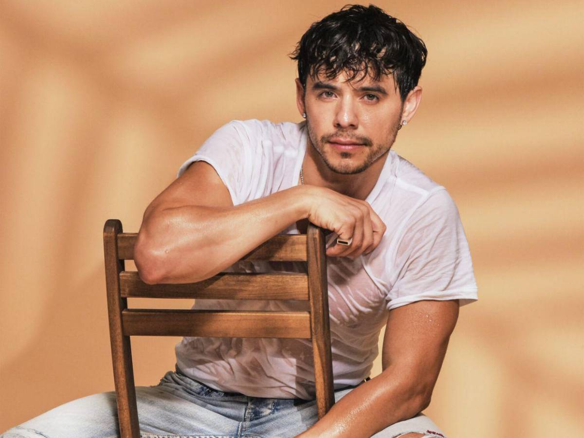 De fe mormona a voz LGBTIQ+: joven de raíces hondureñas revela su historia en un nuevo libro