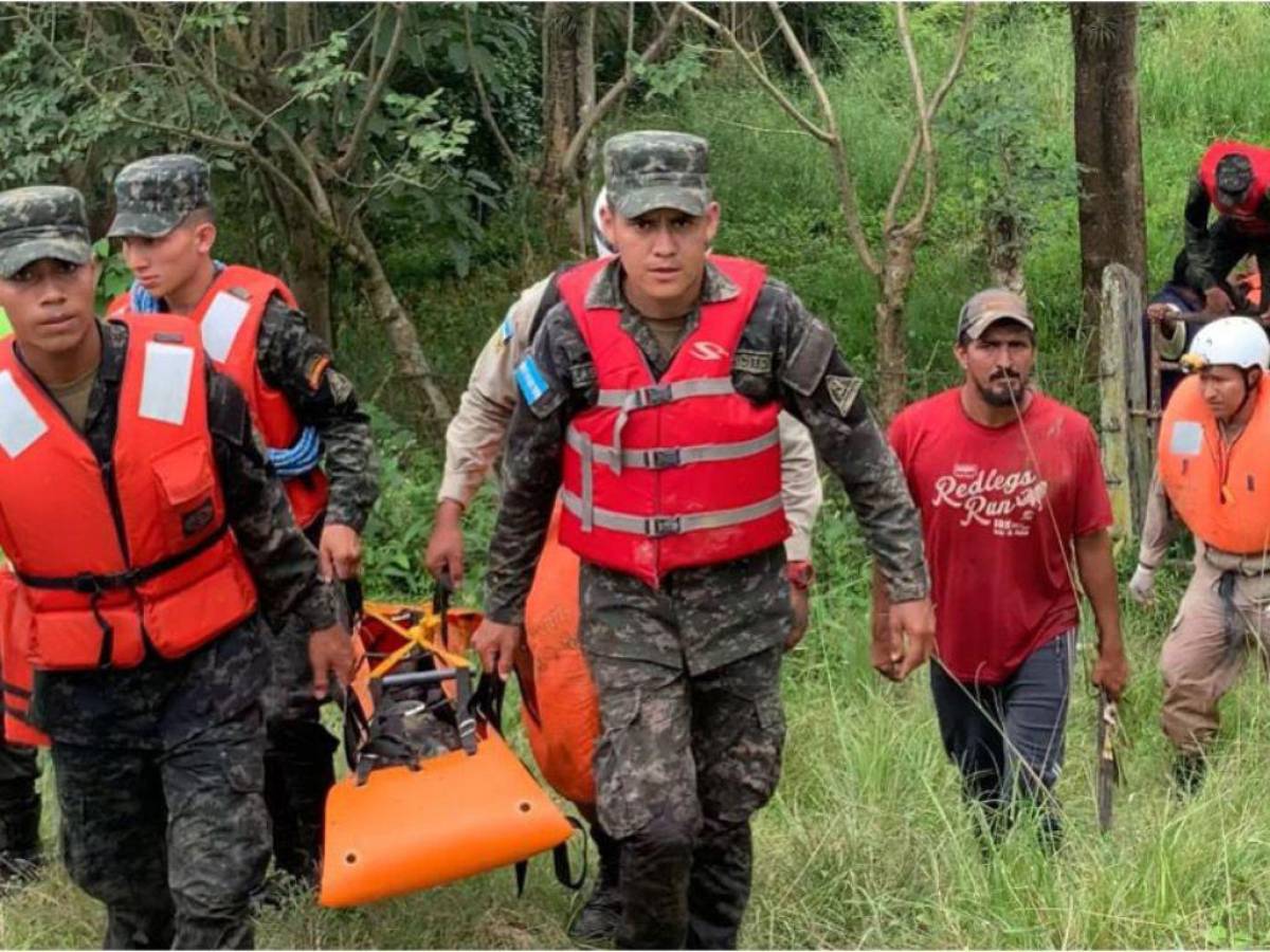 Encuentran cuerpo de segunda víctima del naufragio en río Guayambre