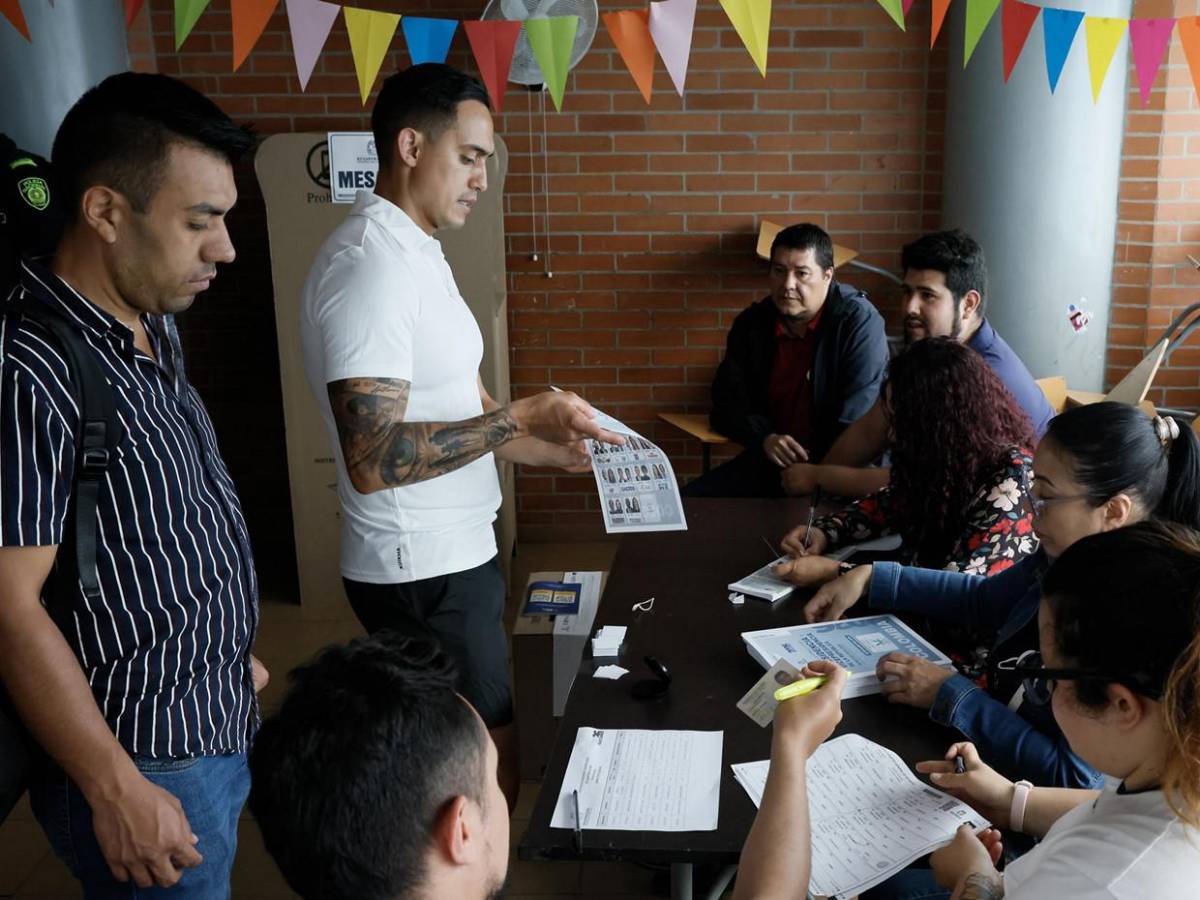 Colombia vota para elegir al sucesor del presidente Gustavo Petro