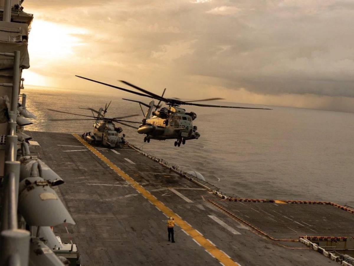 Este es el buque anfibio de guerra que lleva a Nicolás Maduro a Estados Unidos