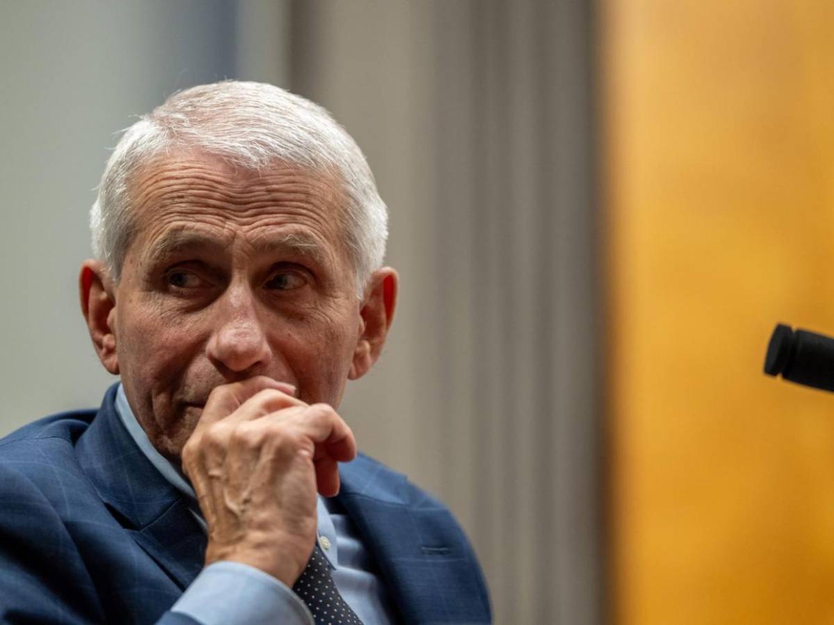 Exasesor de salud de EE UU se niega a declarar en el Senado sobre el origen del coronavirus