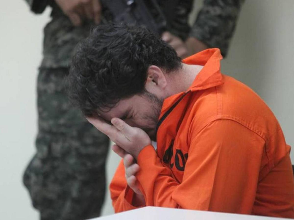 Gilbert Reyes a tercera evaluación mental por crimen en Roatán, ¿estrategia de Plutarco Ruiz?