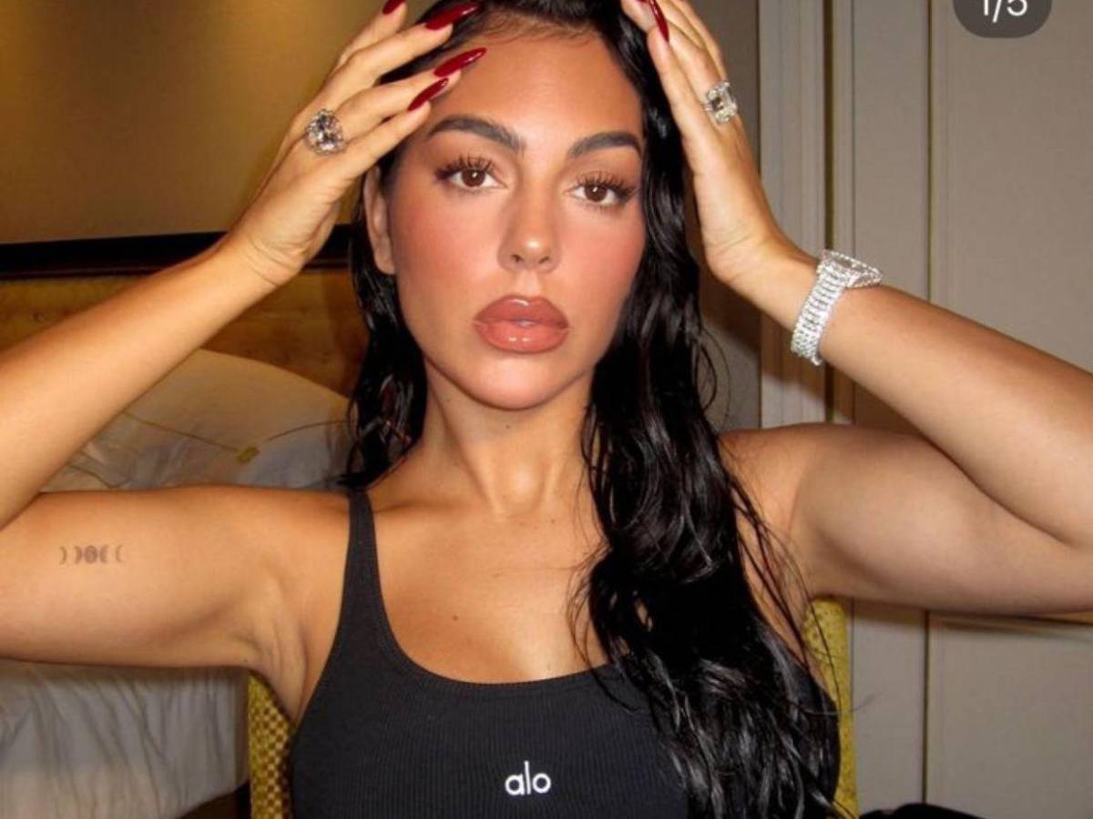 Ellas son las esposas de futbolistas que son celebridades en redes sociales