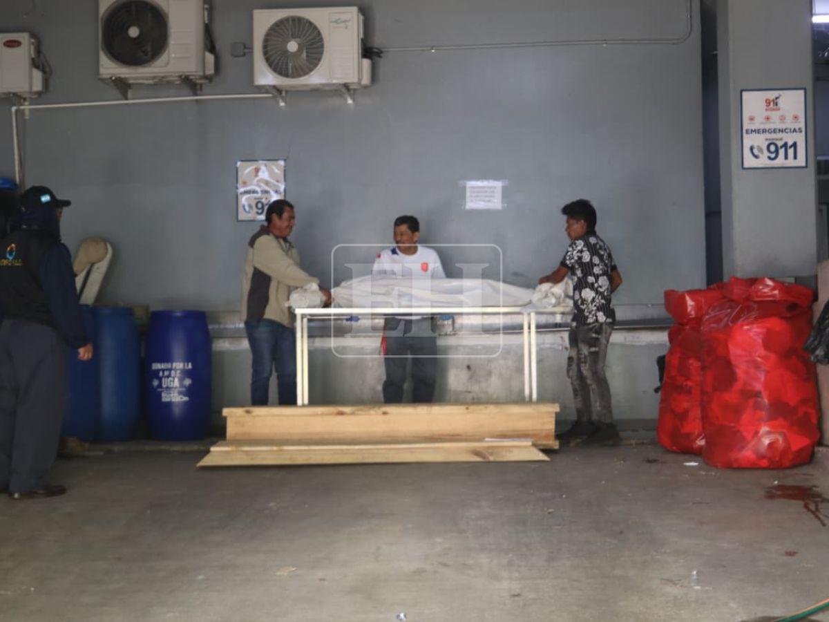 Retiran el cuerpo de la señora asesinada a machetazos tras oponerse a ser abusada