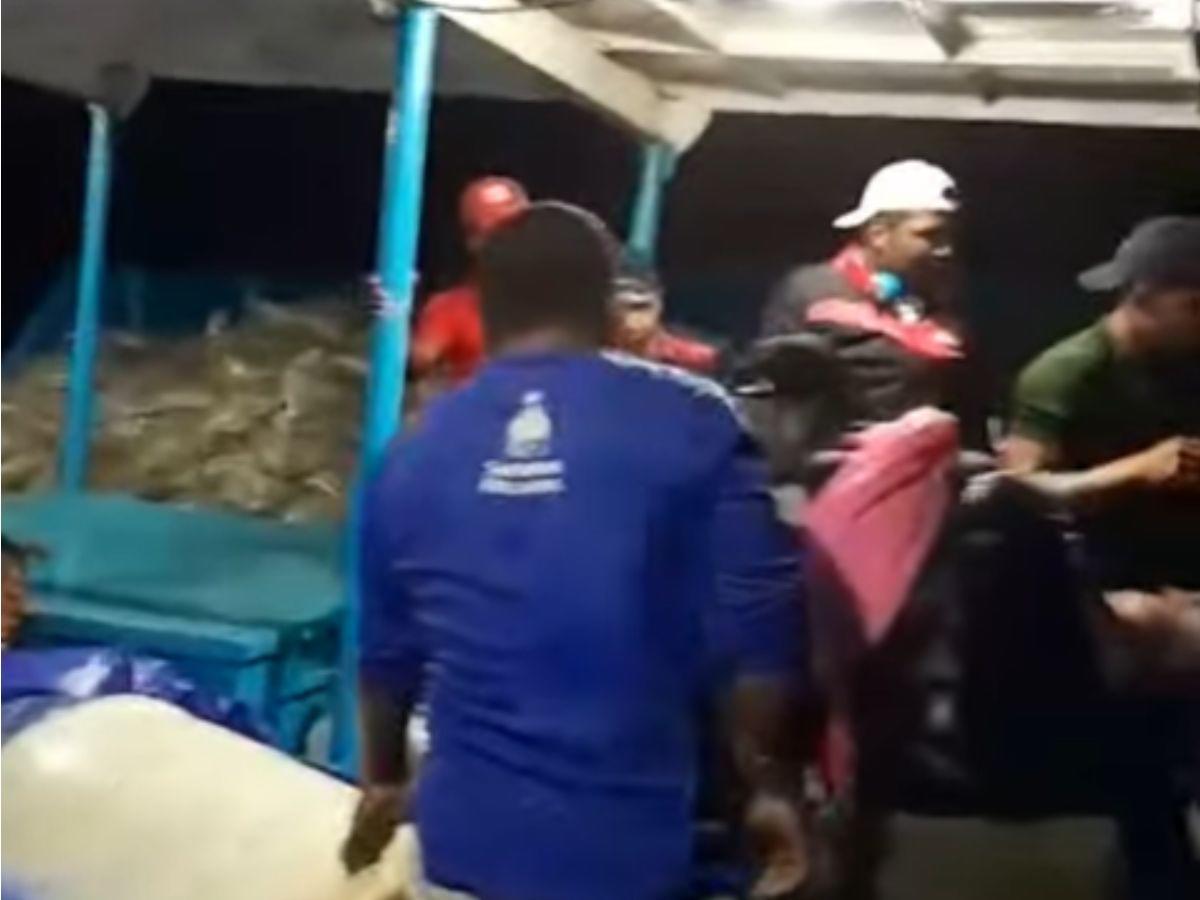 ¿Qué se sabe de las dos mujeres y una bebé desaparecidas tras un naufragio en el Caribe hondureño?