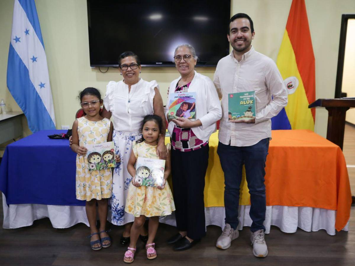 UPNFM impulsa la literatura infantil con nueva colección de cuentos de Soledad Altamirano UPNFM impulsa la literatura infantil con nueva colección de cuentos de Soledad Altamirano