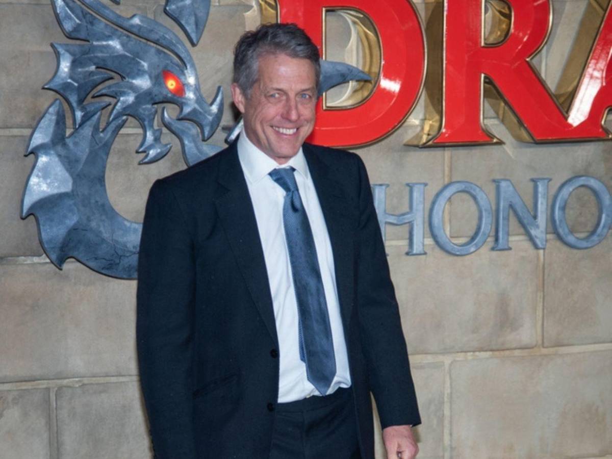 Del rompecorazones al psicópata en pantalla: así ha evolucionado Hugh Grant