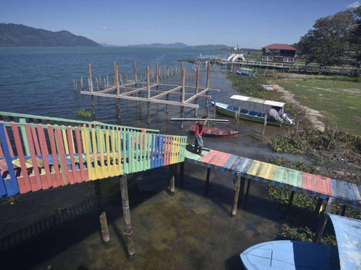 Este martes vence plazo para demoler los muelles turísticos del Lago de Yojoa