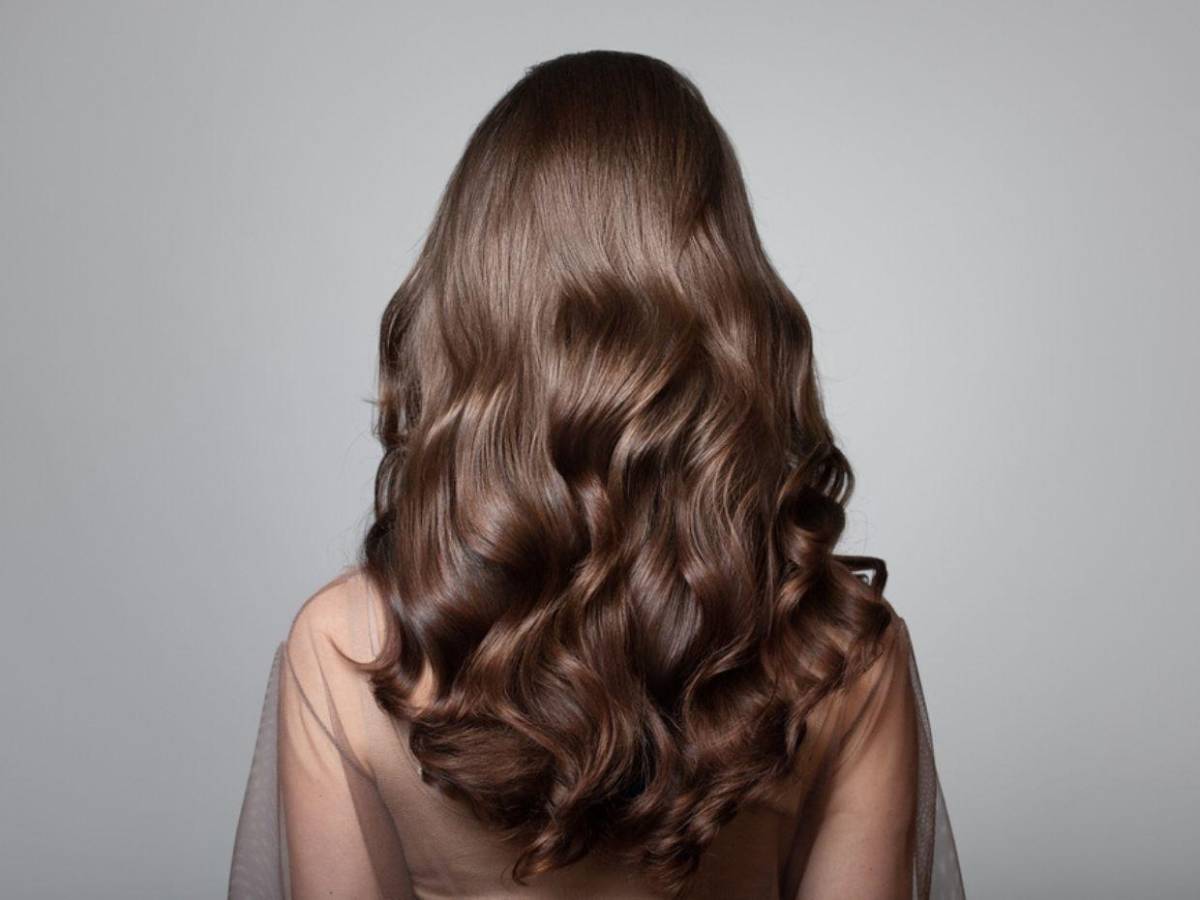 Triple lavado: ¿La moda de TikTok funciona realmente para un pelo abundante? La ciencia responde