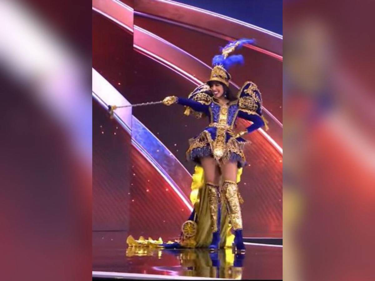Alejandra Fuentes se convirtió en palillona en el desfile de traje típico del Miss Universo