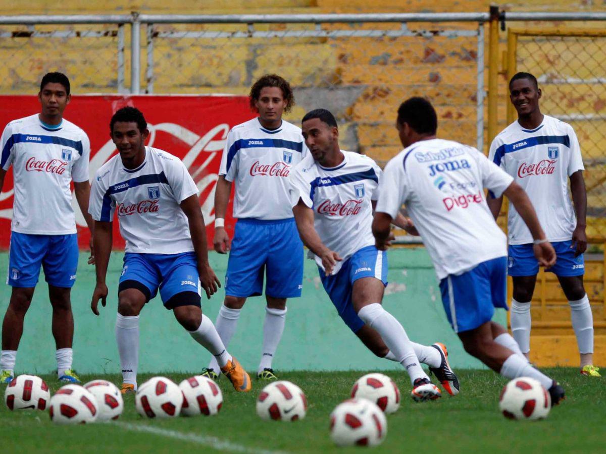 Elmer Canales formó parte de varios microciclos con la Selección Nacional.