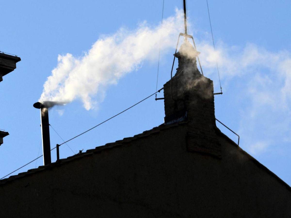 ¡Habemus Papam! Así se celebró en la plaza de San Pedro el anuncio del nuevo papa