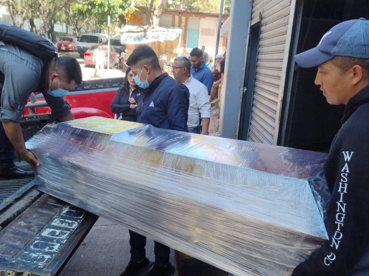 Un ataud sobre otro: identifican a tío y sobrino hallados carbonizados en La Paz