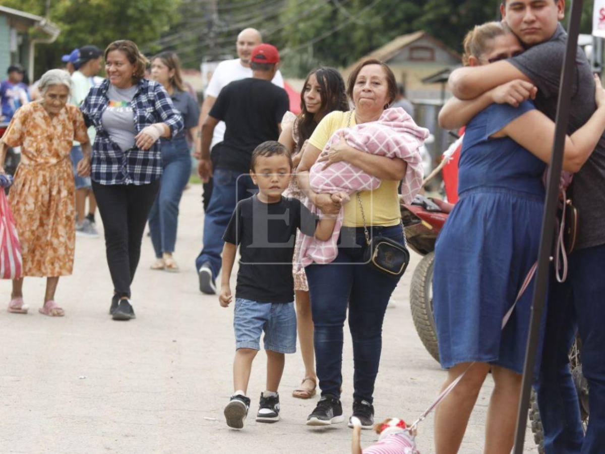 No hay límites cuando se trata de la democracia: jóvenes y adultos mayores acudieron a las urnas
