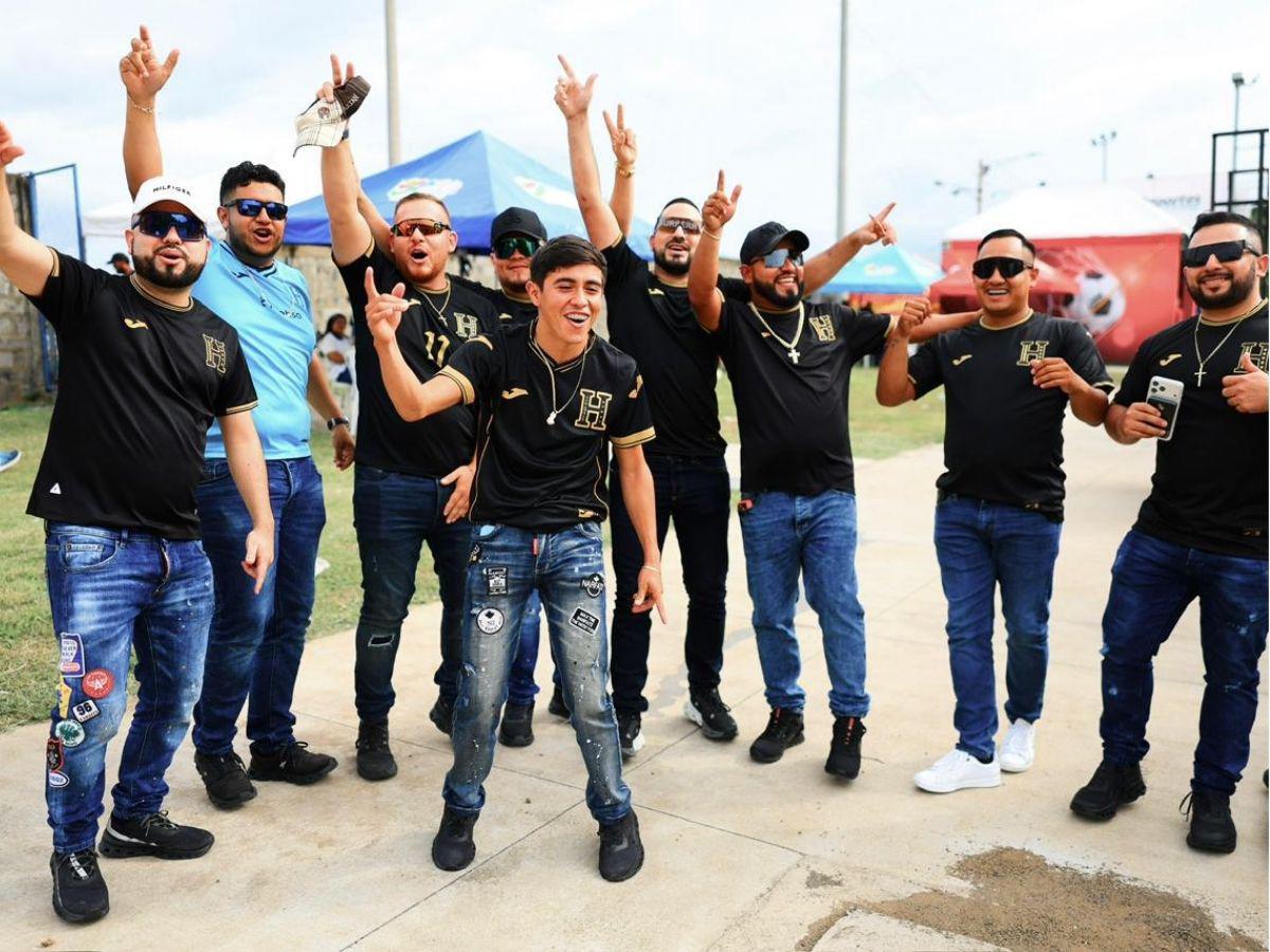 Invasión catracha, chica sorprende y fiesta de Honduras antes de enfrentar a Nicaragua